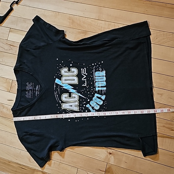 Ac/dc tee - Picture 3 of 6